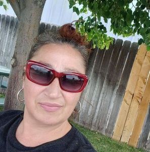 Meet your Posher, Candida